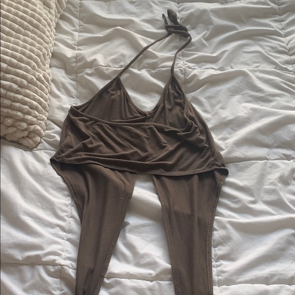 Crop top - Picture 2 of 2